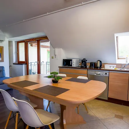 Robinson Szigete * Balatonfured